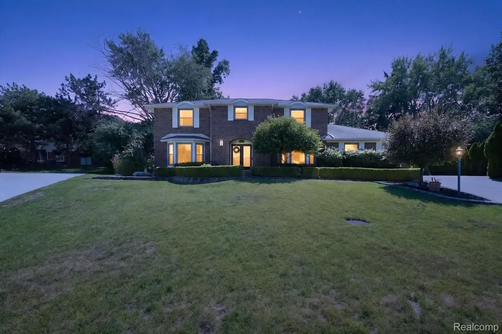 3115 Glengrove Drive Rochester Hills City MI 48309