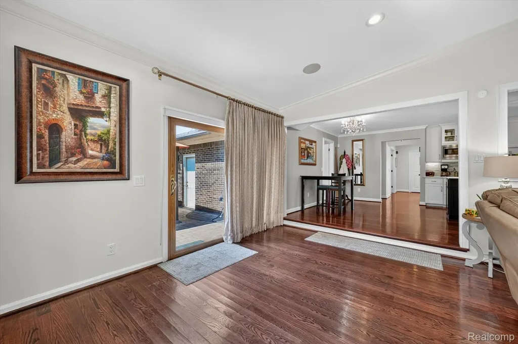 3115 Glengrove Drive Rochester Hills City MI 48309