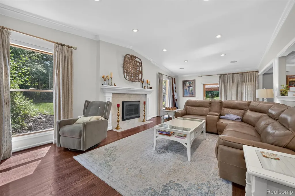 3115 Glengrove Drive Rochester Hills City MI 48309