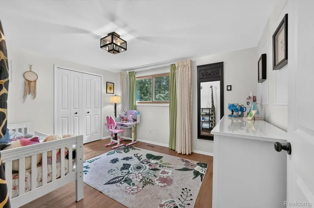 3115 Glengrove Drive Rochester Hills City MI 48309