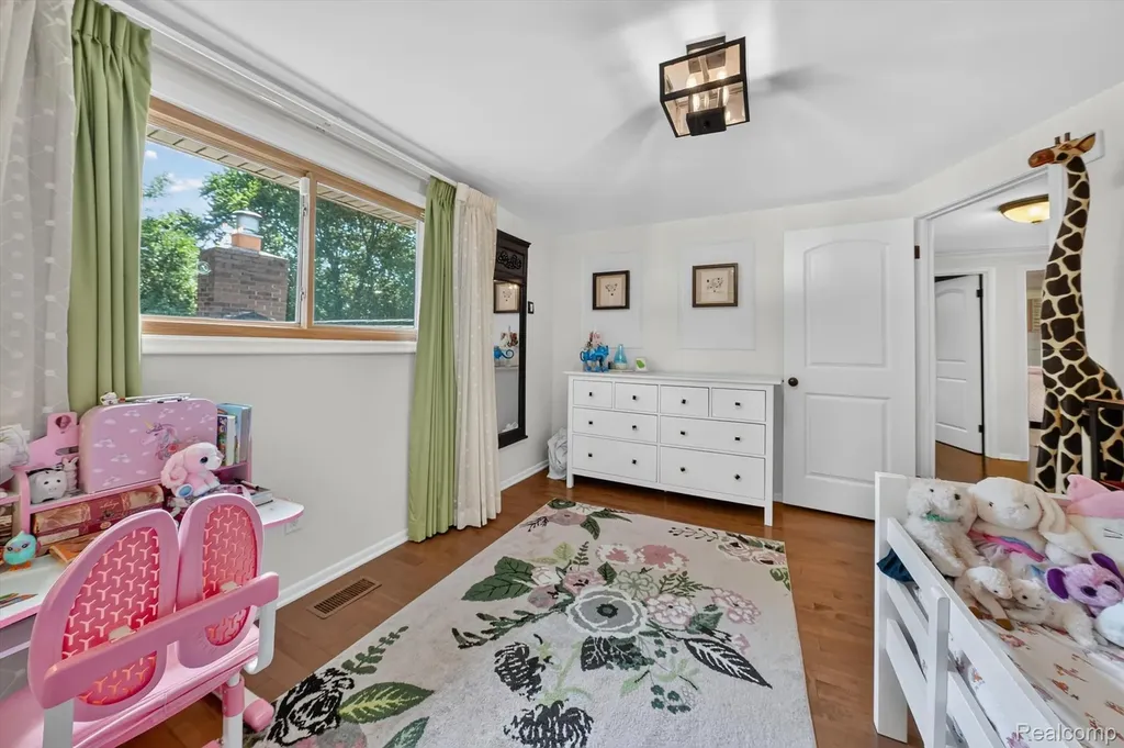 3115 Glengrove Drive Rochester Hills City MI 48309