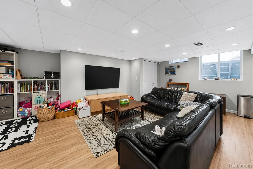 3115 Glengrove Drive Rochester Hills City MI 48309