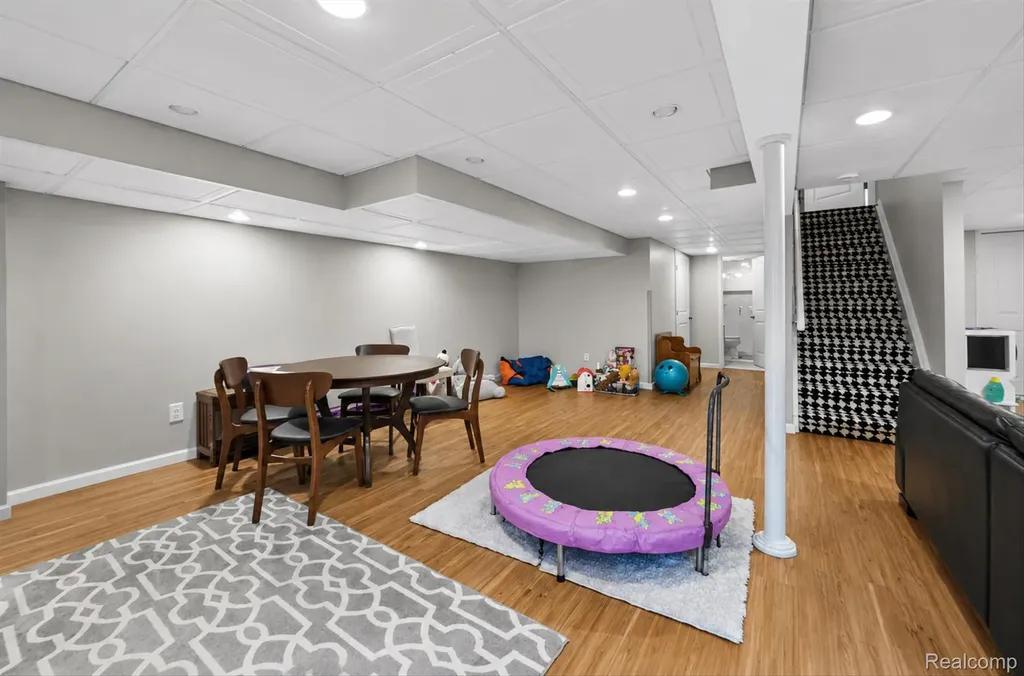 3115 Glengrove Drive Rochester Hills City MI 48309