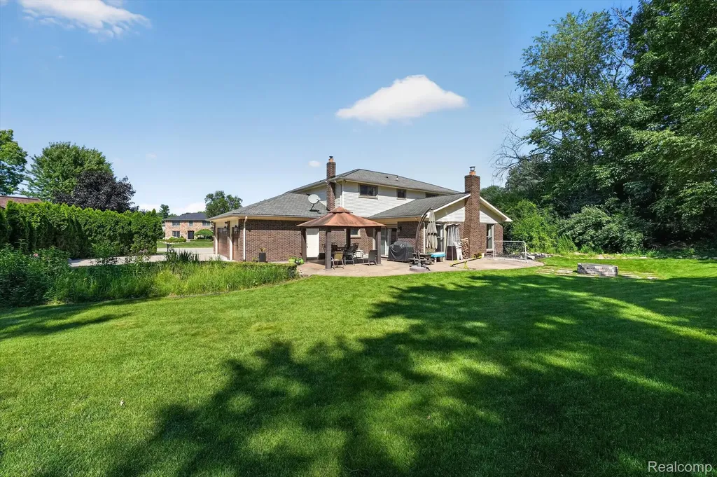 3115 Glengrove Drive Rochester Hills City MI 48309