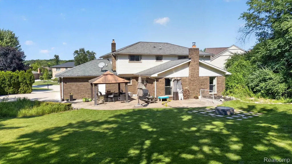 3115 Glengrove Drive Rochester Hills City MI 48309