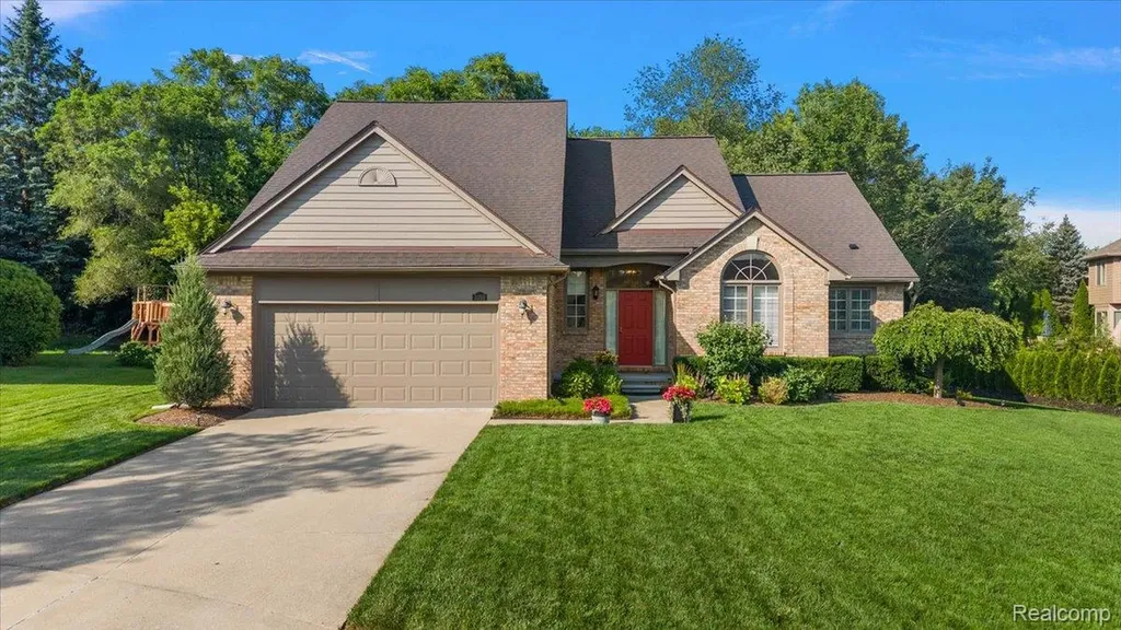 3359 Paddington Court Rochester Hills City MI 48309