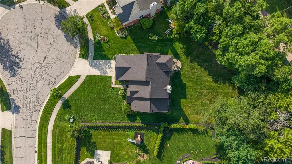 3359 Paddington Court Rochester Hills City MI 48309