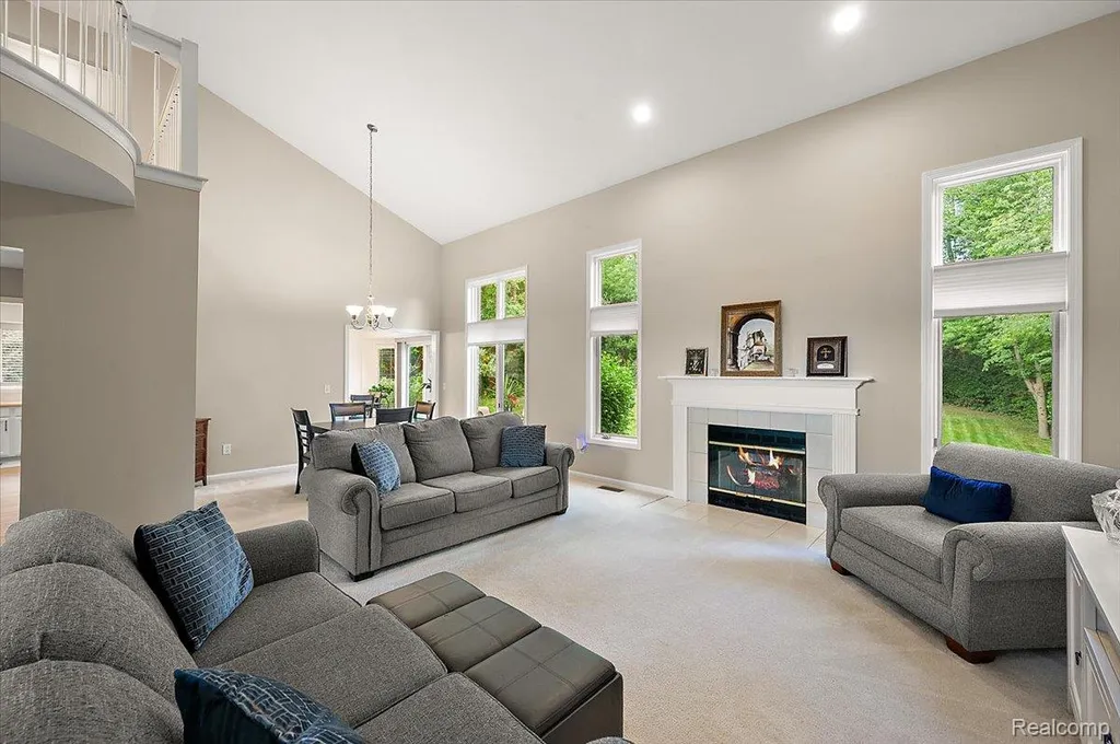 3359 Paddington Court Rochester Hills City MI 48309