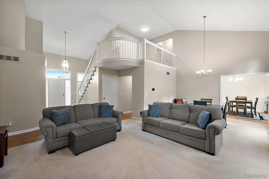 3359 Paddington Court Rochester Hills City MI 48309