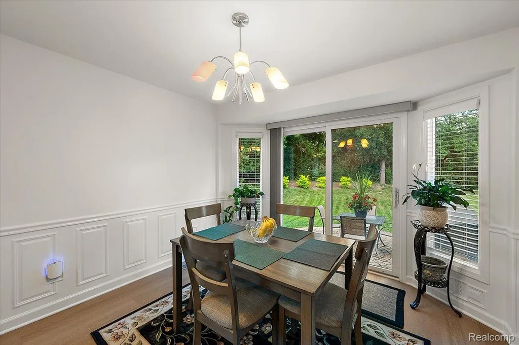 3359 Paddington Court Rochester Hills City MI 48309