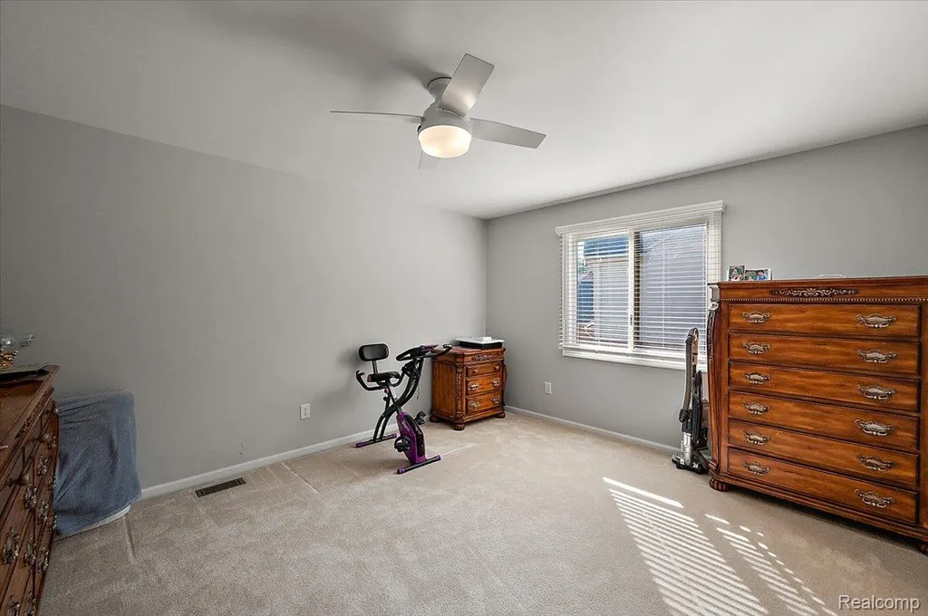 3359 Paddington Court Rochester Hills City MI 48309