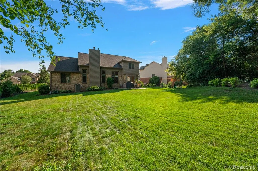 3359 Paddington Court Rochester Hills City MI 48309