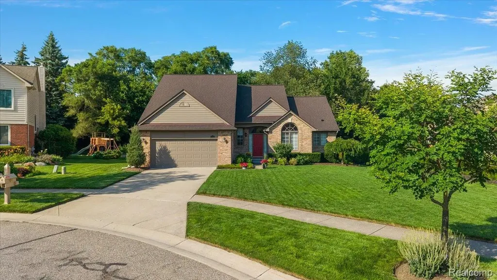 3359 Paddington Court Rochester Hills City MI 48309