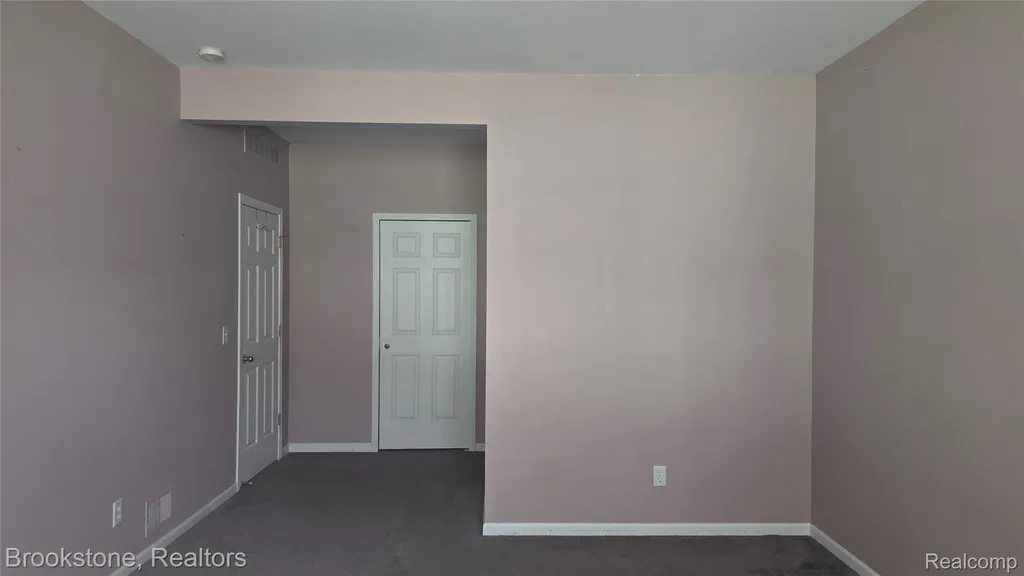 1976 Pinecroft Drive Canton Charter Township MI 48188