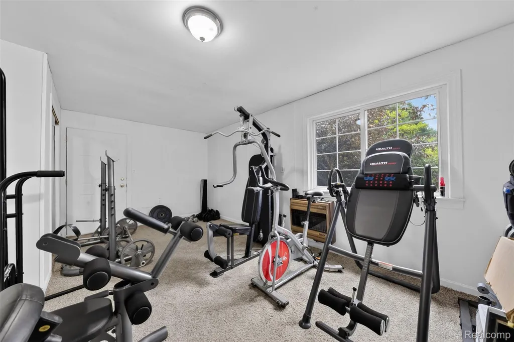 800 Hinford Avenue Lake Orion Village MI 48362