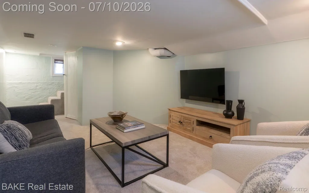 610 Blunk Street Plymouth City MI 48170