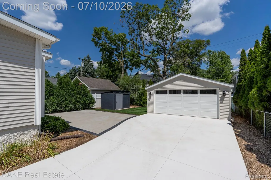 610 Blunk Street Plymouth City MI 48170