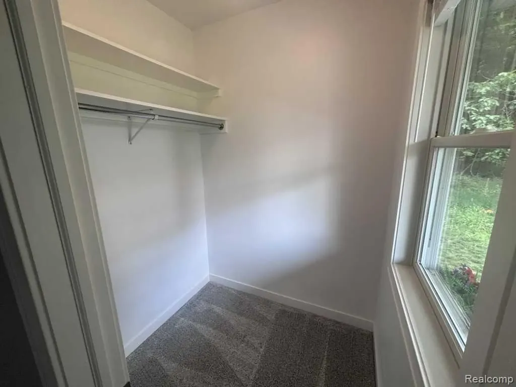 3384 W Howell Road Alaiedon Township MI 48854