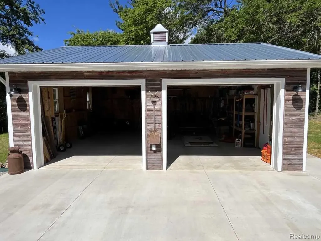 3384 W Howell Road Alaiedon Township MI 48854