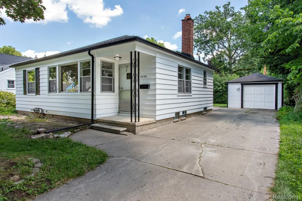 4056 Robina Avenue Berkley City MI 48072