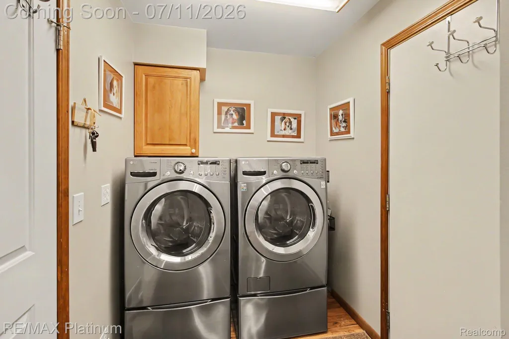 6311 Kevin Drive Hamburg Township MI 48116