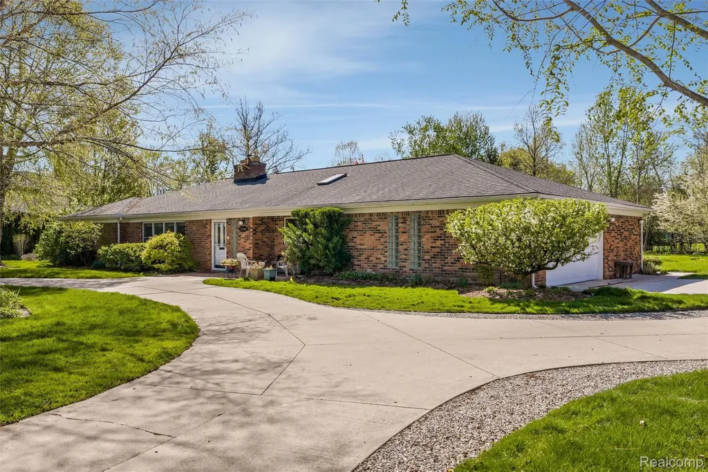12959 Talbot Lane Huntington Woods City MI 48070