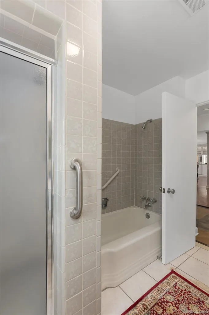 12959 Talbot Lane Huntington Woods City MI 48070