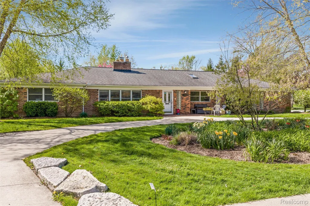 12959 Talbot Lane Huntington Woods City MI 48070
