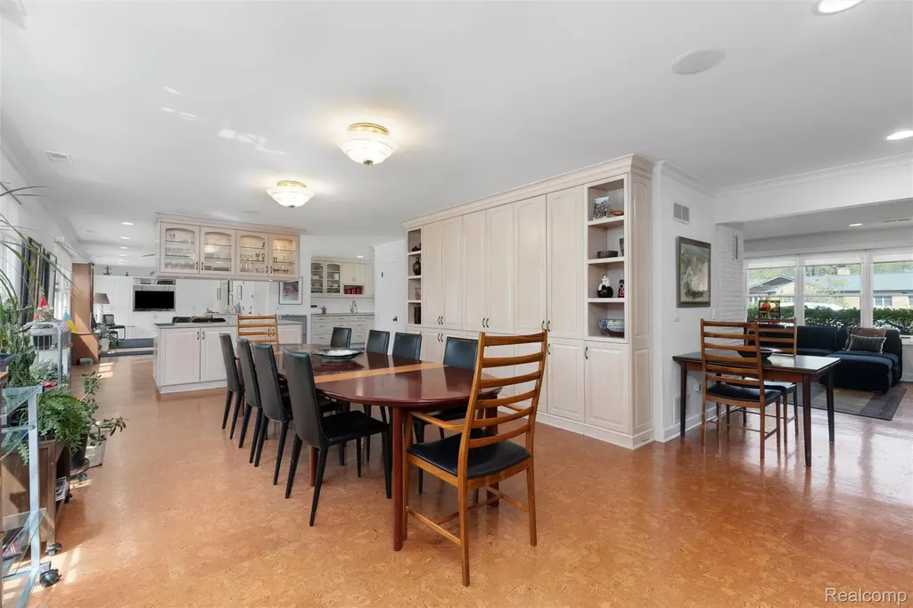 12959 Talbot Lane Huntington Woods City MI 48070