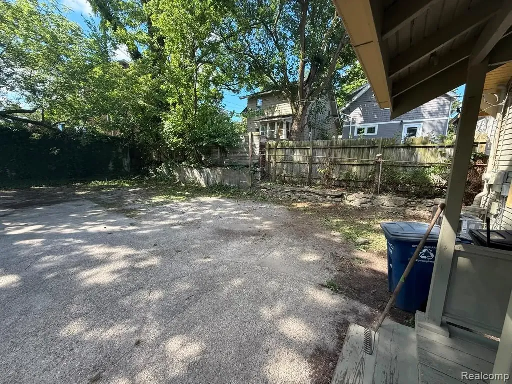 203 Koch Avenue Ann Arbor City MI 48103
