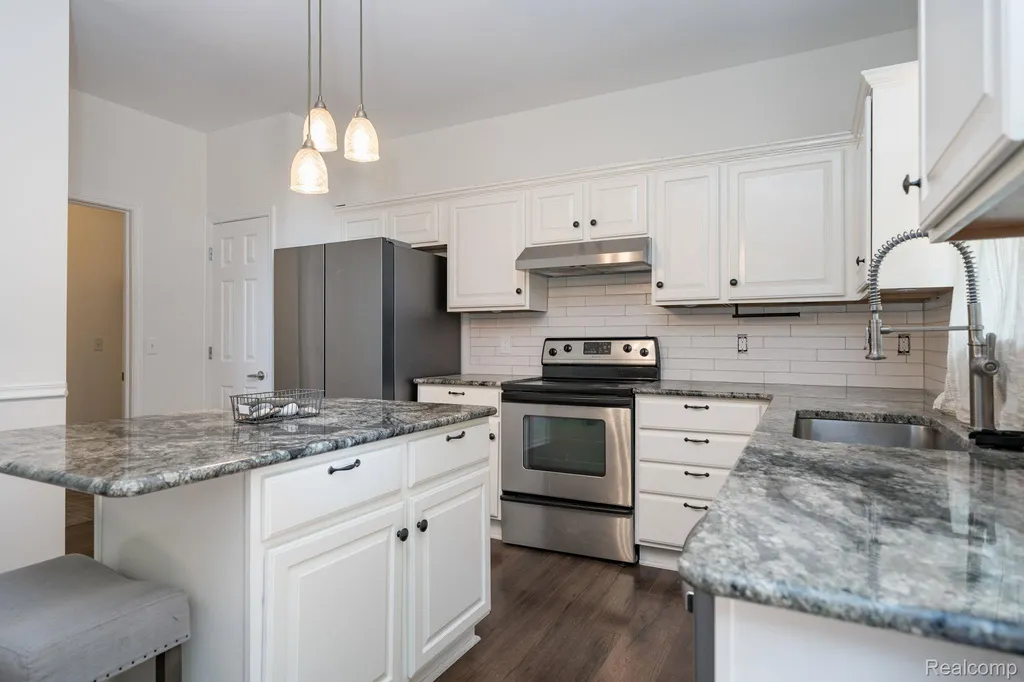 416 Otter Run Road Holly Township MI 48442