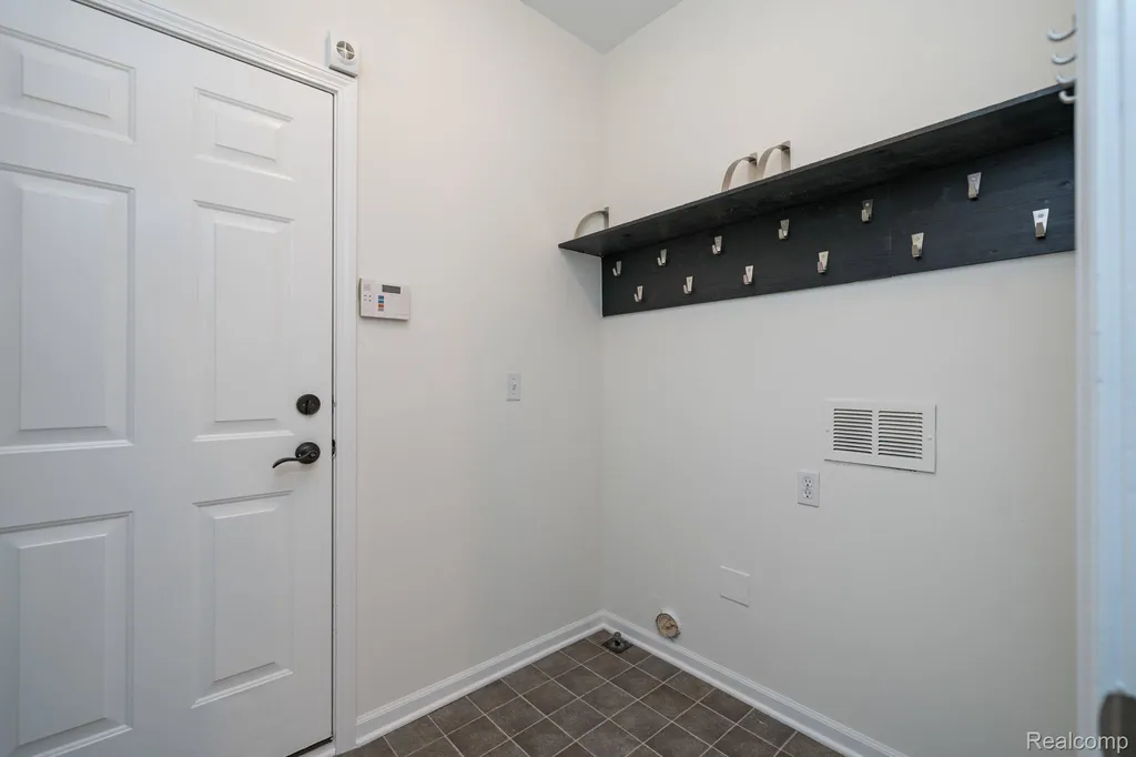 416 Otter Run Road Holly Township MI 48442