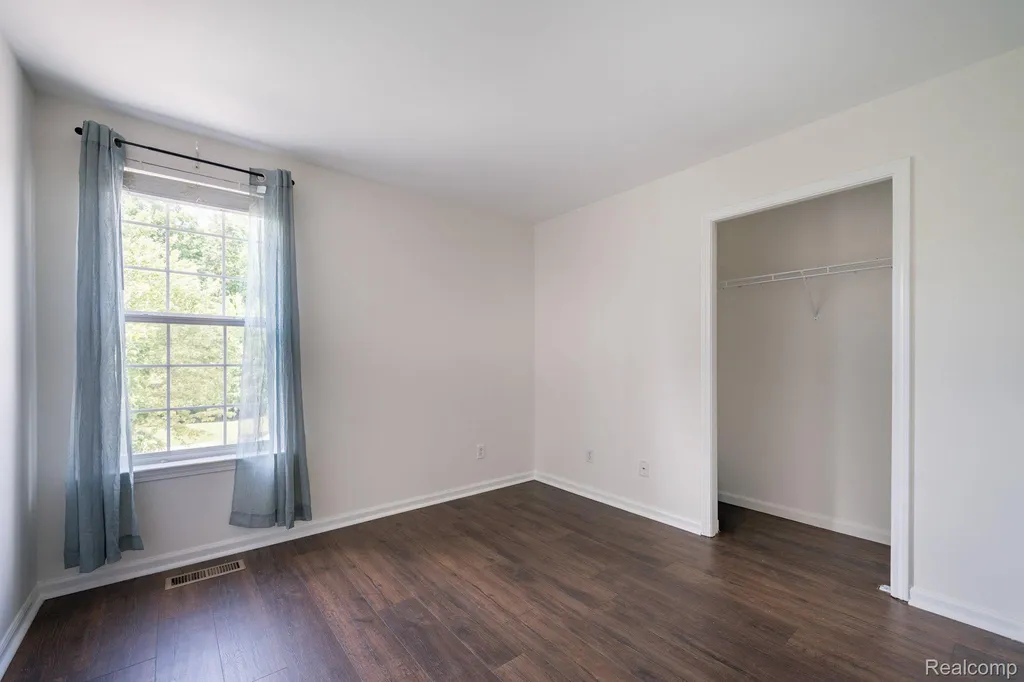416 Otter Run Road Holly Township MI 48442
