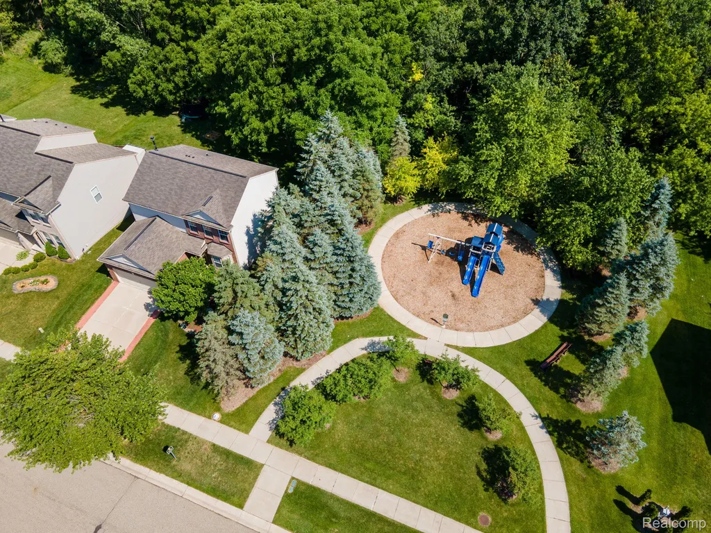 416 Otter Run Road Holly Township MI 48442