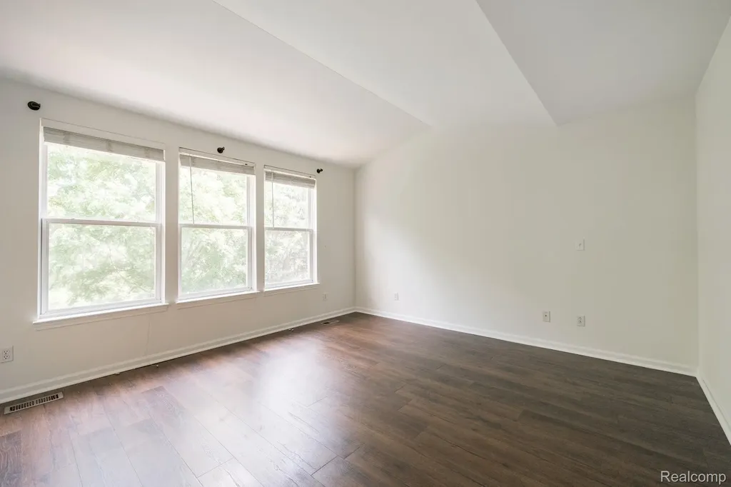 416 Otter Run Road Holly Township MI 48442