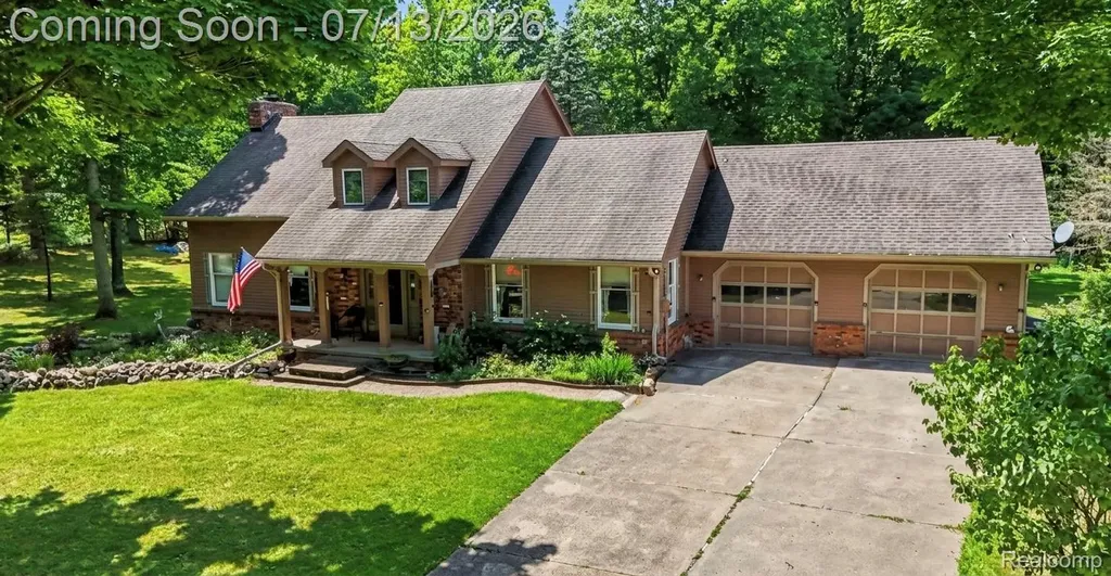 3284 Pratt Road Hadley Township MI 48455