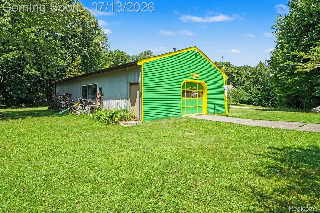 3284 Pratt Road Hadley Township MI 48455