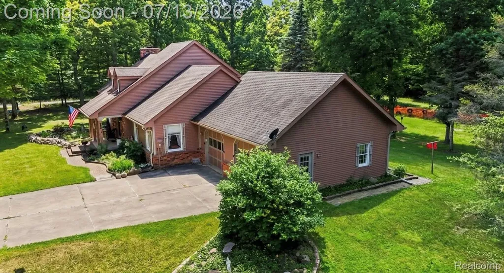3284 Pratt Road Hadley Township MI 48455