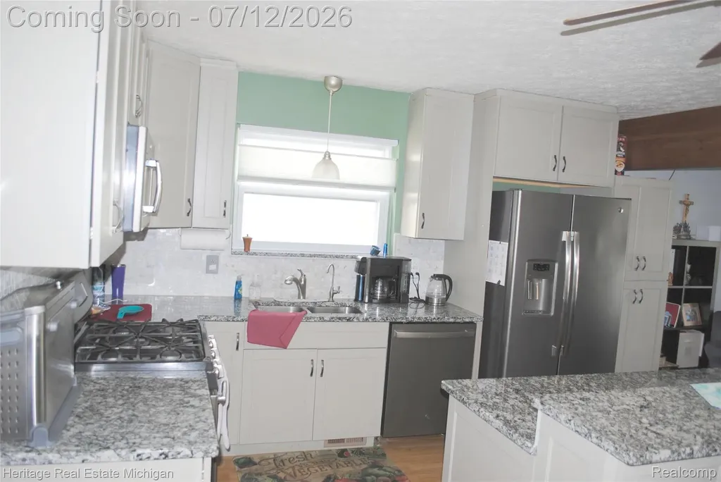 1673 Woodlake Circle Brighton City MI 48116