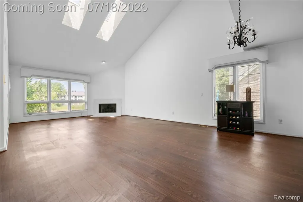 24533 Martel Drive Farmington Hills City MI 48335