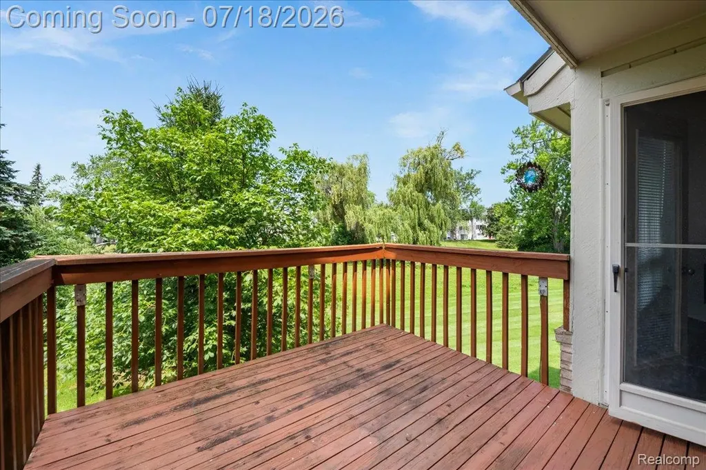 24533 Martel Drive Farmington Hills City MI 48335