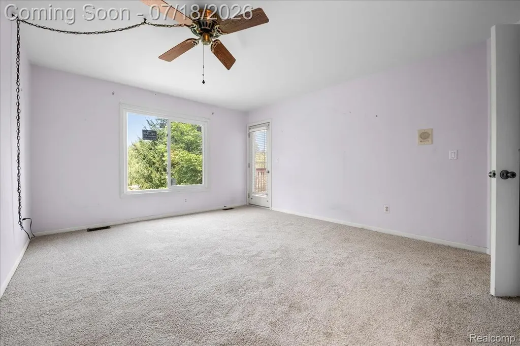 24533 Martel Drive Farmington Hills City MI 48335