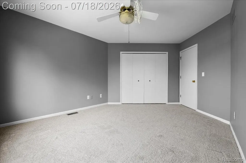24533 Martel Drive Farmington Hills City MI 48335