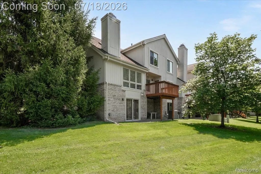24533 Martel Drive Farmington Hills City MI 48335