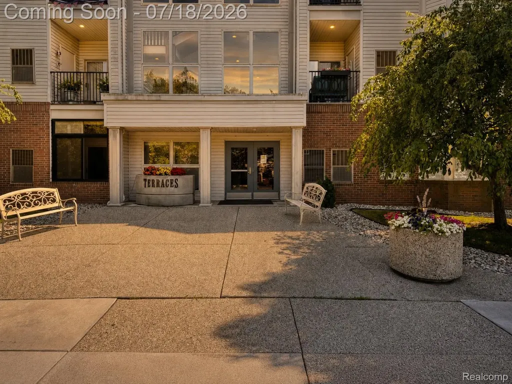 39144 Hayes Road Clinton Charter Township MI 48038