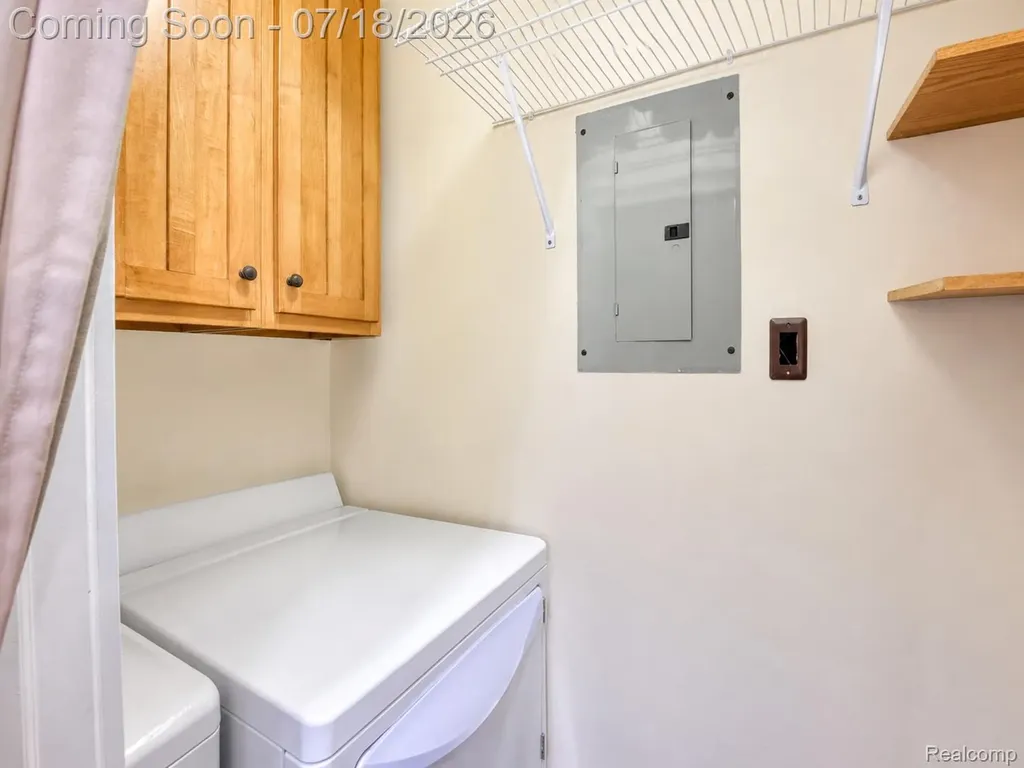 39144 Hayes Road Clinton Charter Township MI 48038