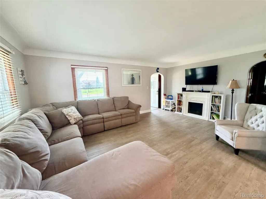3840 E Dunbar Road Monroe Charter Township MI 48161