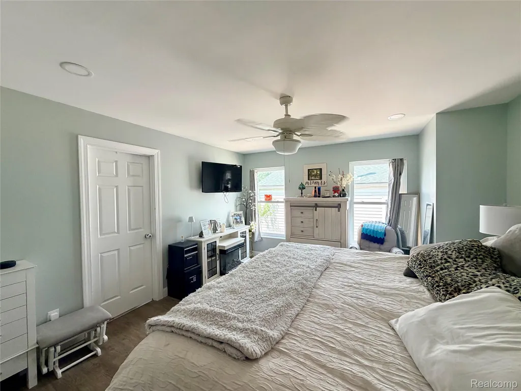 3840 E Dunbar Road Monroe Charter Township MI 48161