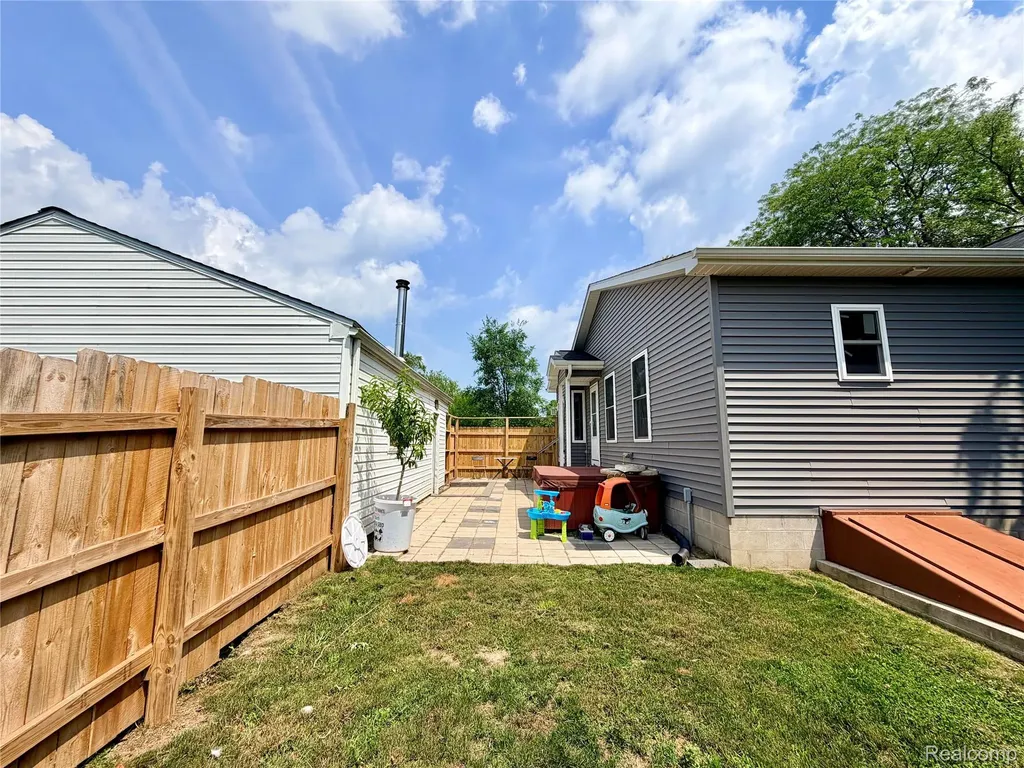 3840 E Dunbar Road Monroe Charter Township MI 48161