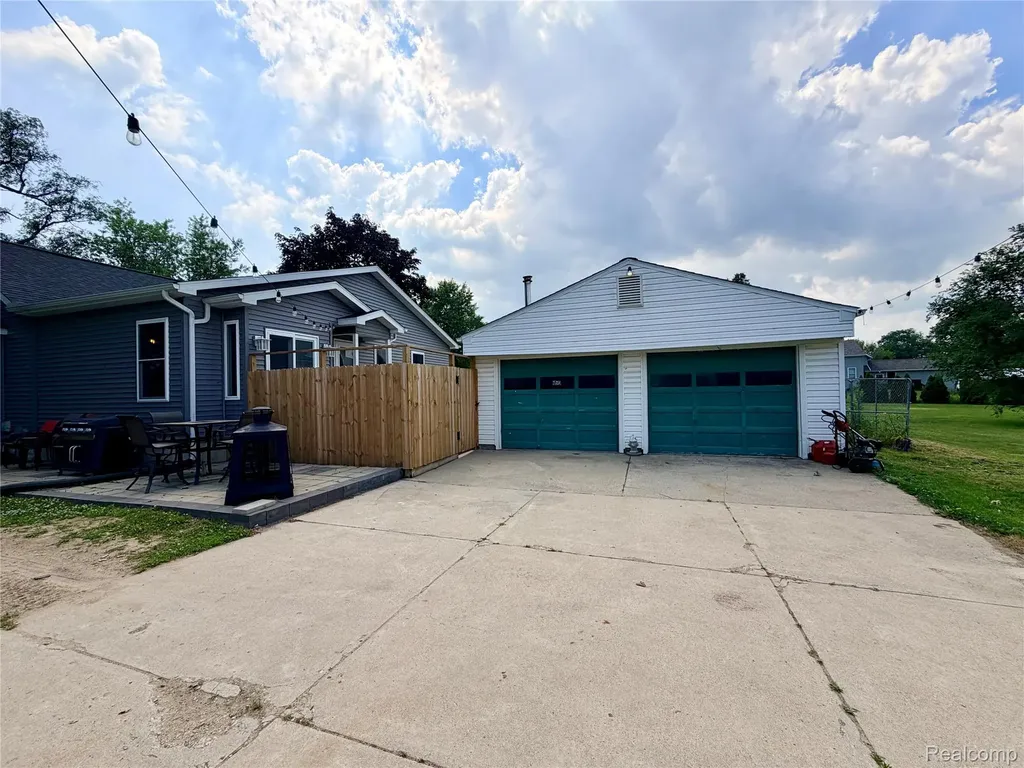 3840 E Dunbar Road Monroe Charter Township MI 48161